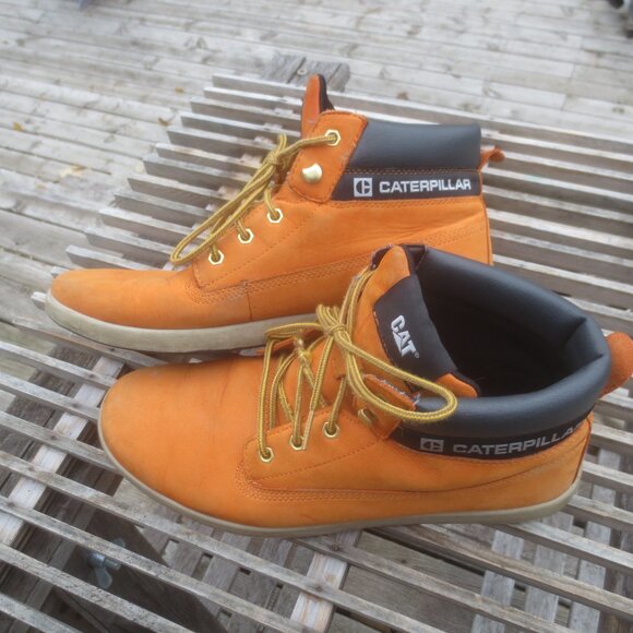 Caterpillar Men's Poe Chukka Leather Boots - Size 10. - Picture 6 of 11